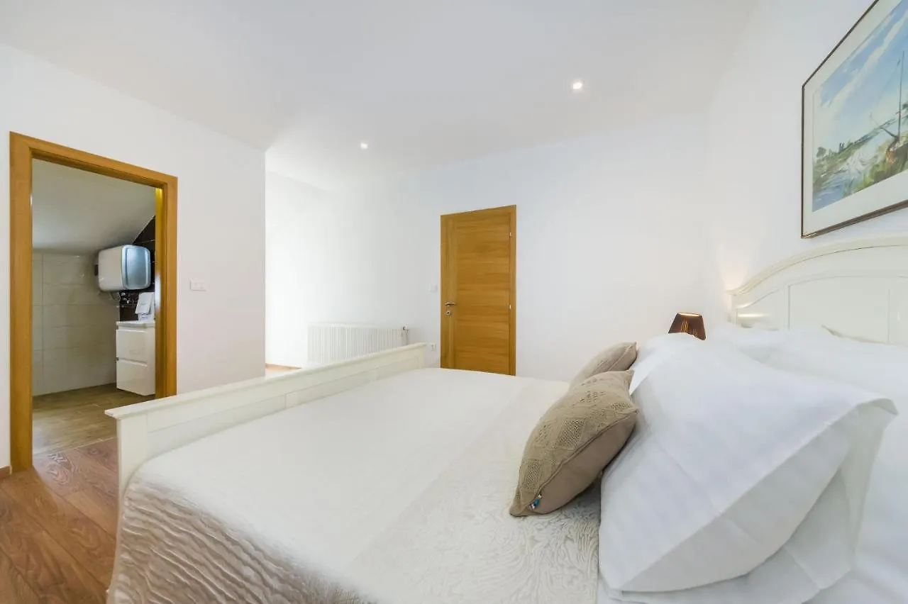 Apartment Alex 1 Задар 0*,  Хорватия