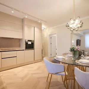  Apartment Golden Sea Organ